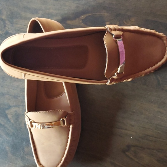 Gloria Vanderbilt Katherine flats - Picture 4 of 5